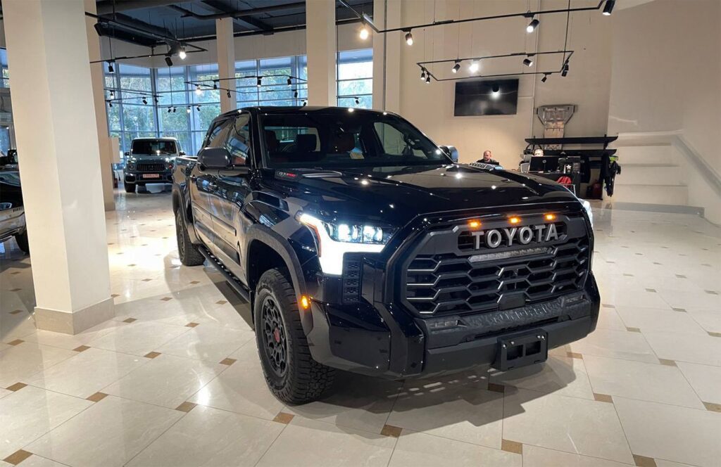 ЭРА-ГЛОНАСС Toyota Tundra TRD установка в Москве
